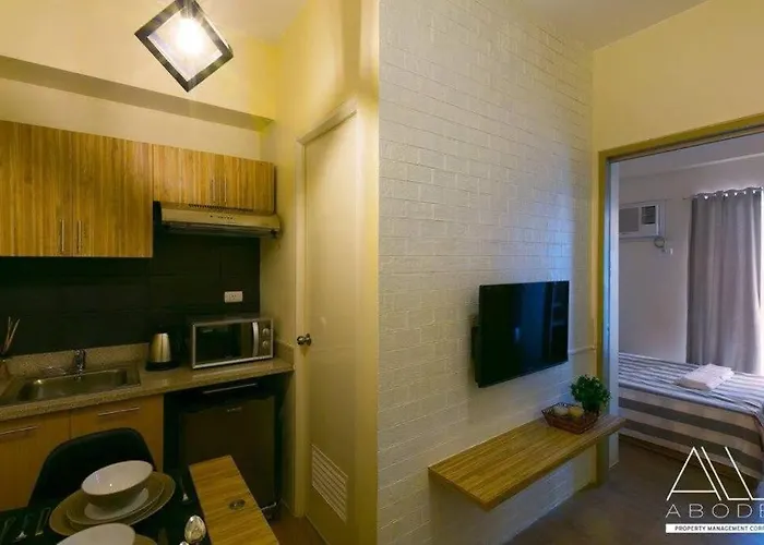 Apartment Flat Cami: Scandustrial Design 1-br W/ Balcony *