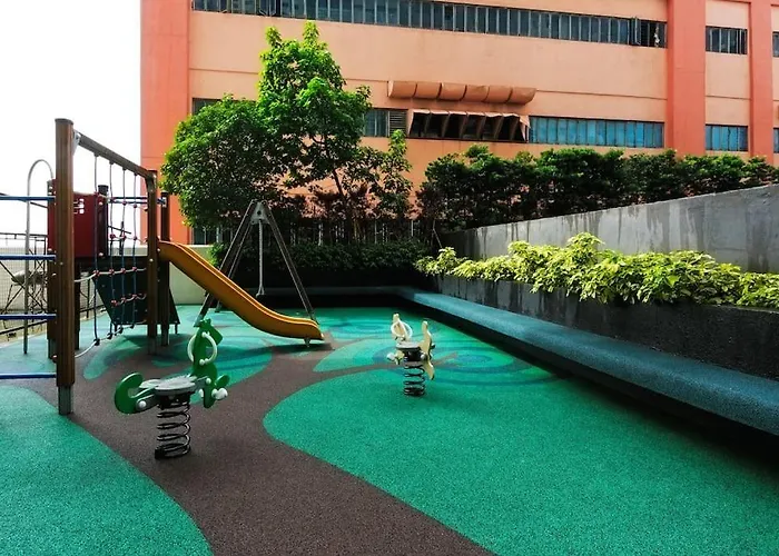 Apartment Flat Cami: Scandustrial Design 1-br W/ Balcony Manila